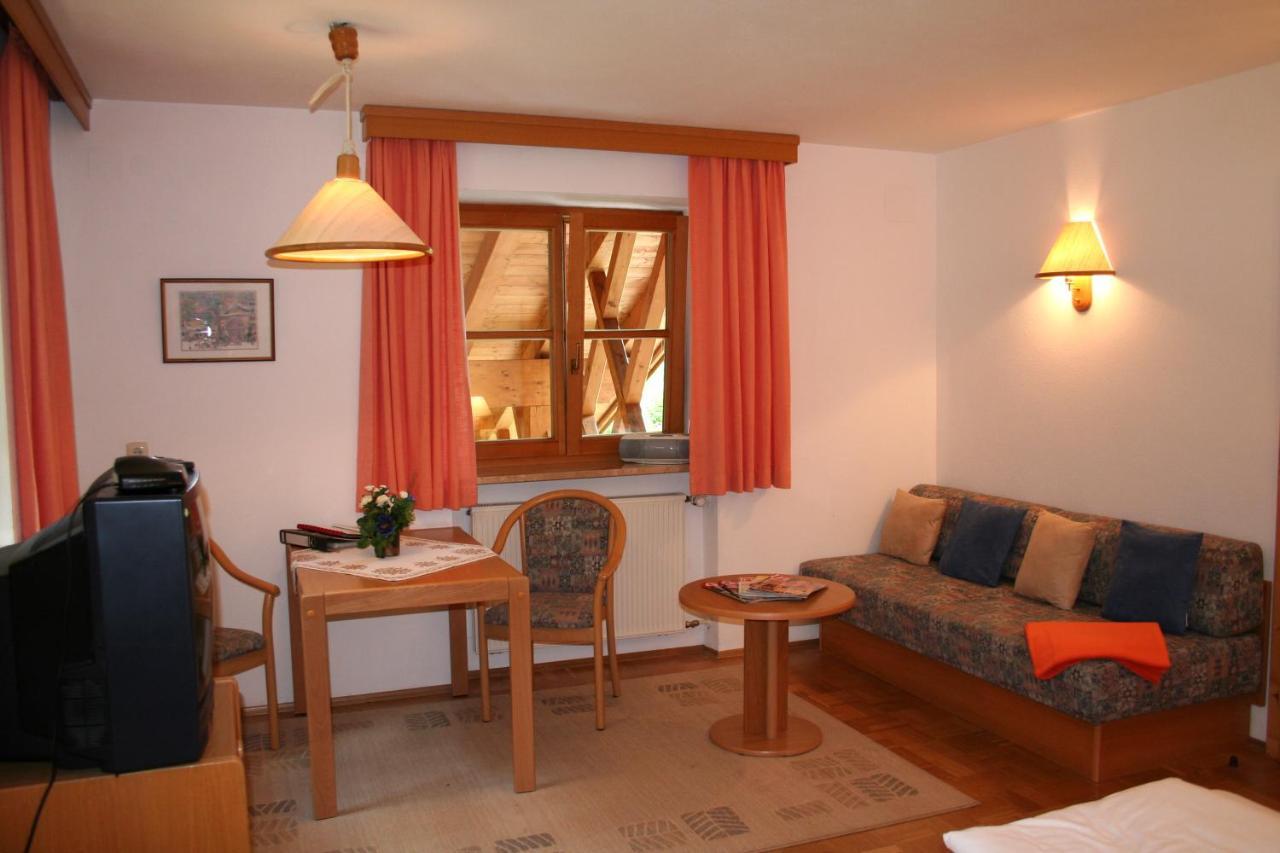 Ferienhaus am Römerweg Klais Exterior foto